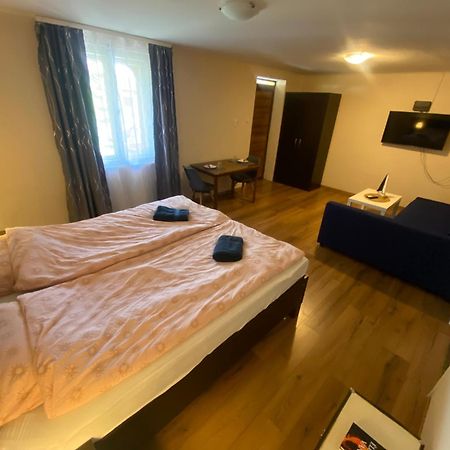Summer Apartments Tiszakécske المظهر الخارجي الصورة