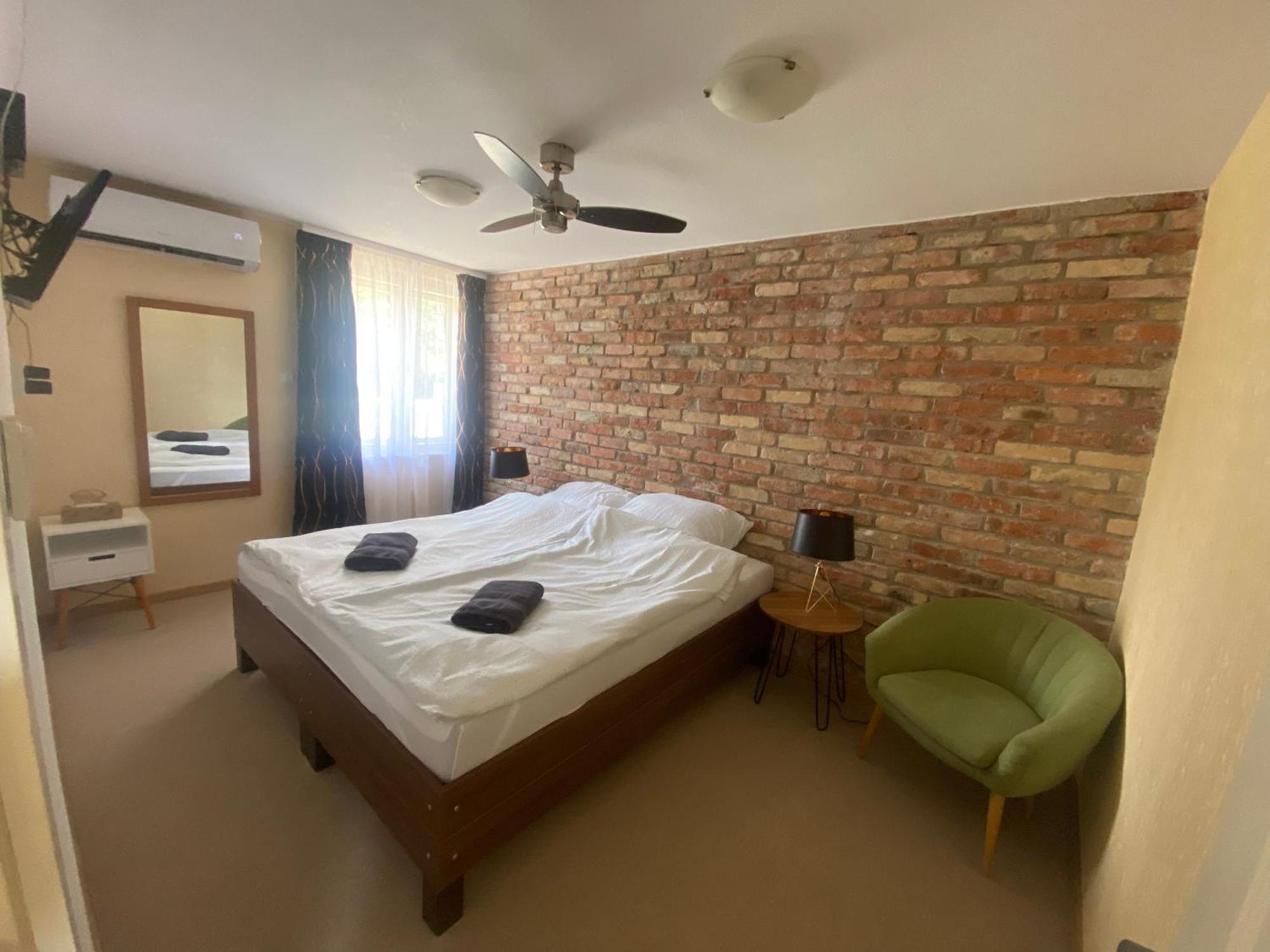 Summer Apartments Tiszakécske المظهر الخارجي الصورة