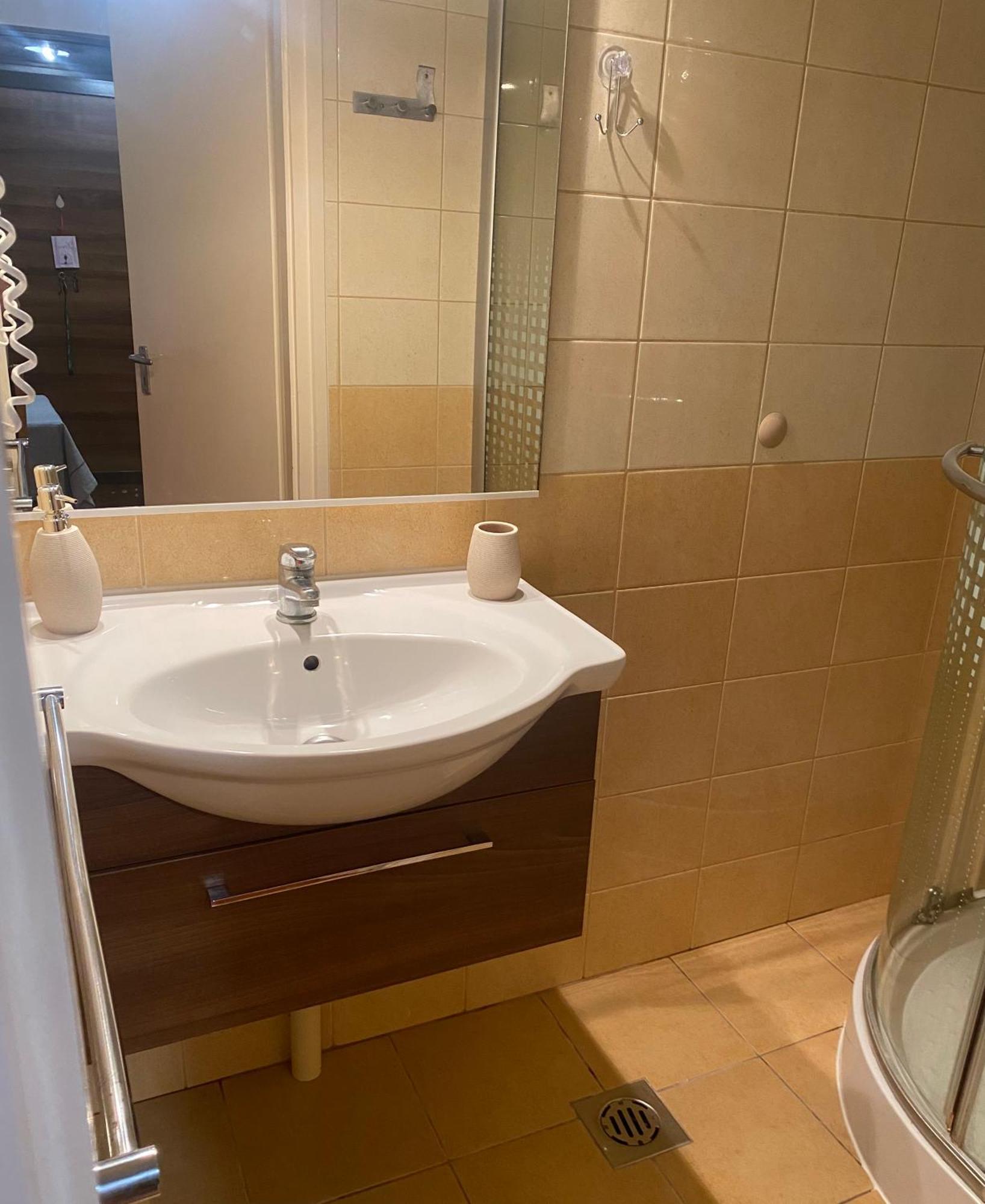 Summer Apartments Tiszakécske المظهر الخارجي الصورة